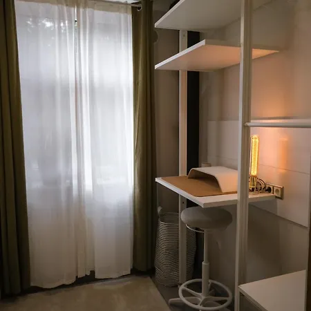 Апартаменты Silti, Atjaunoti Dzivokli Tuvu Centram - 1St Floor Рига Экстерьер фото