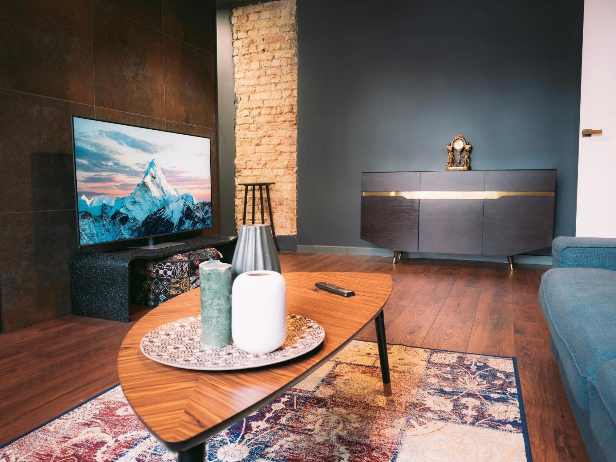 Silti, Atjaunoti Dzivokli Tuvu Centram - 1st Floor Апартаменты