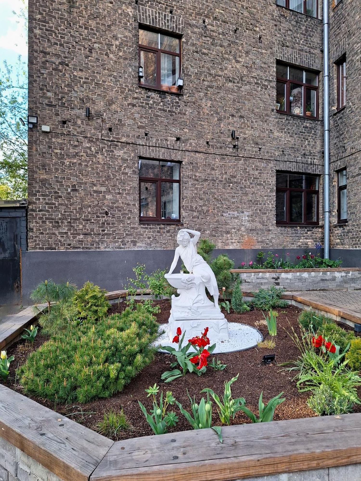 Silti, Atjaunoti Dzivokli Tuvu Centram - 1st Floor 公寓